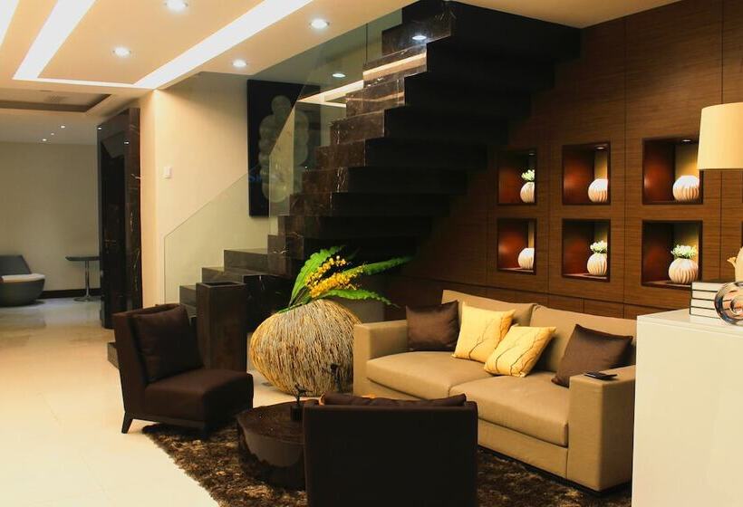 ホテル Avenue Suites