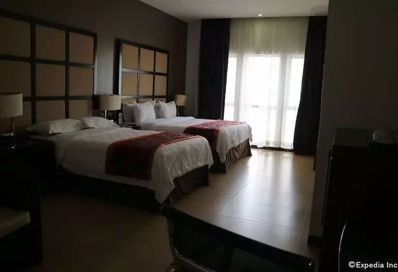 ホテル Avenue Suites