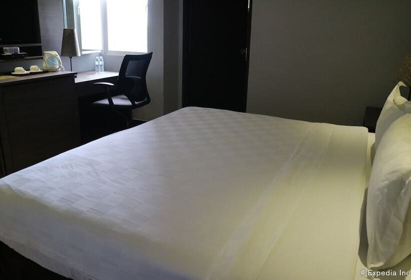 ホテル Avenue Suites