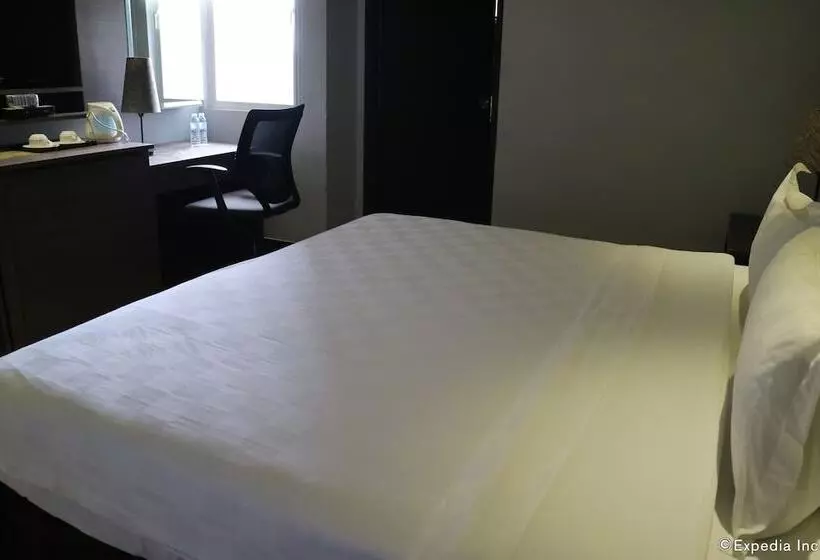 ホテル Avenue Suites