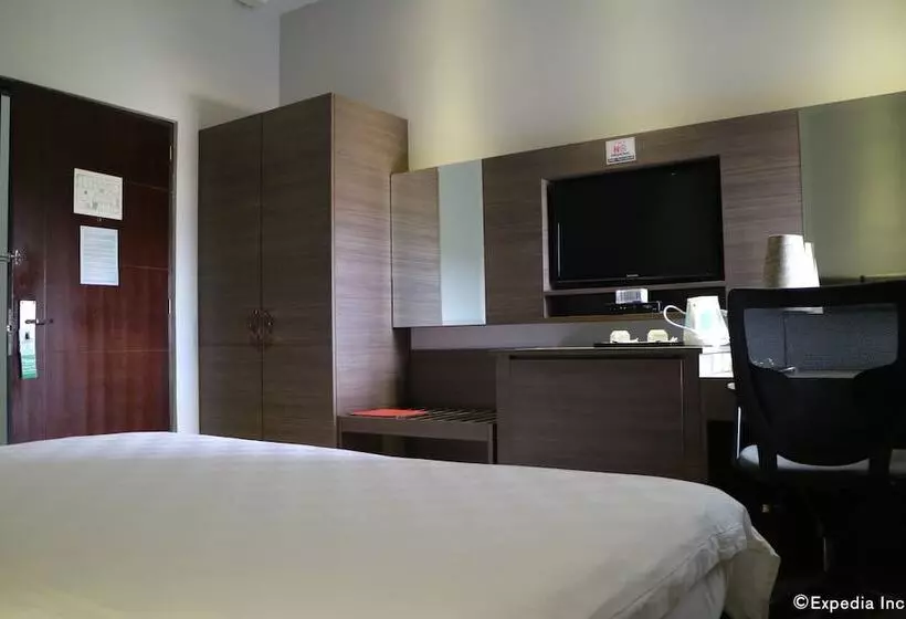 ホテル Avenue Suites