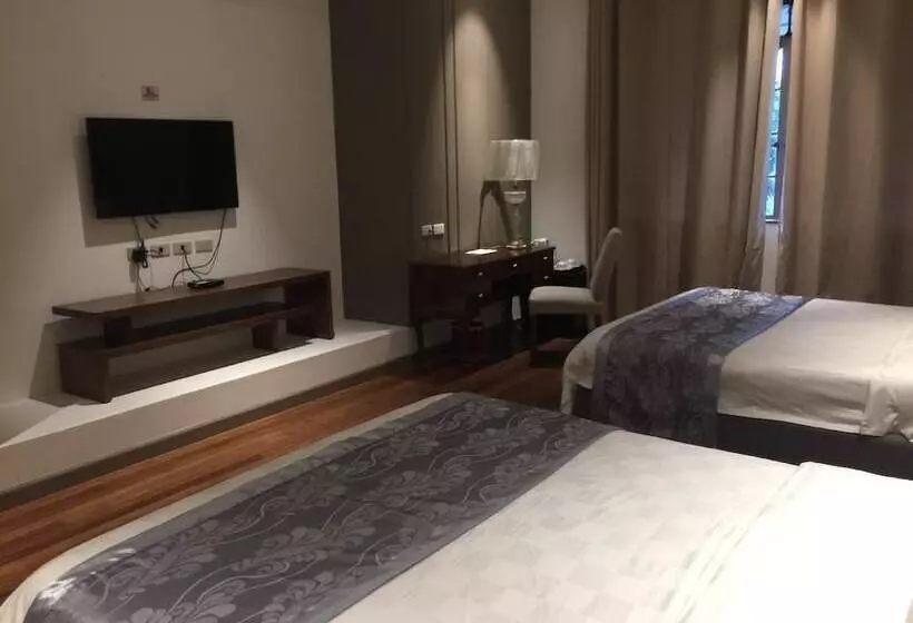 ホテル Avenue Suites