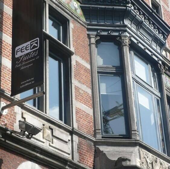 فندق B&b Suites Feek