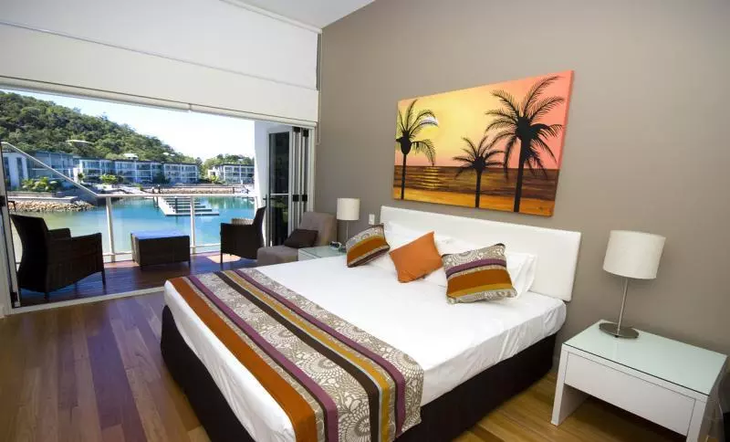 ホテル Beachside Magnetic Harbour Apartments