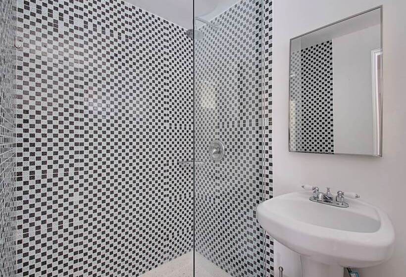 Del Marcos Hotel, A Kirkwood Collection