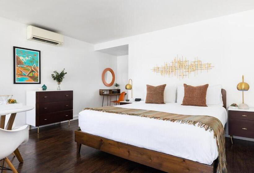 Del Marcos Hotel, A Kirkwood Collection