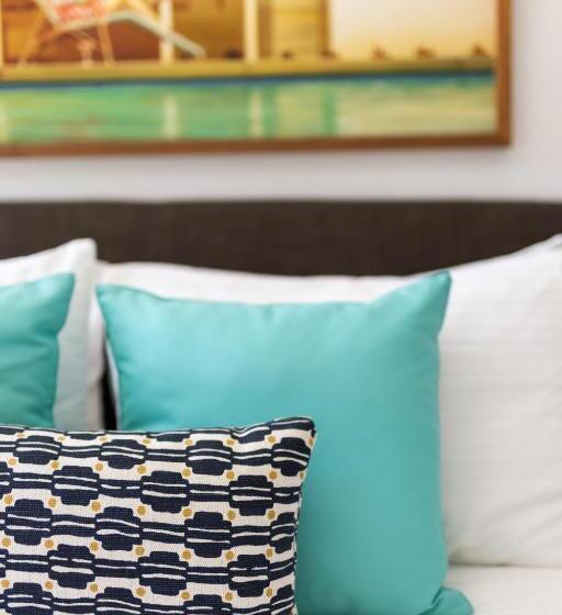 Del Marcos Hotel, A Kirkwood Collection