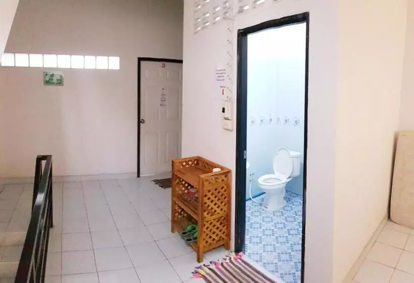 هتل Happy Guesthouse 2