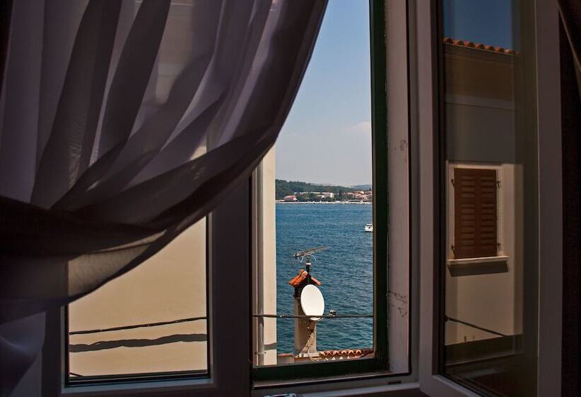 هتل Heritage Angelo D Oro