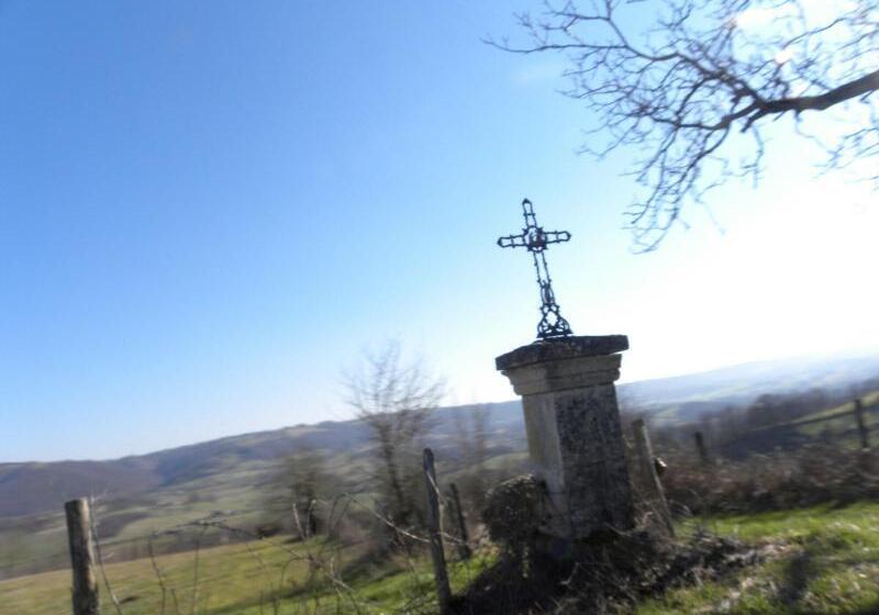 호텔 La Bastie D Urfe