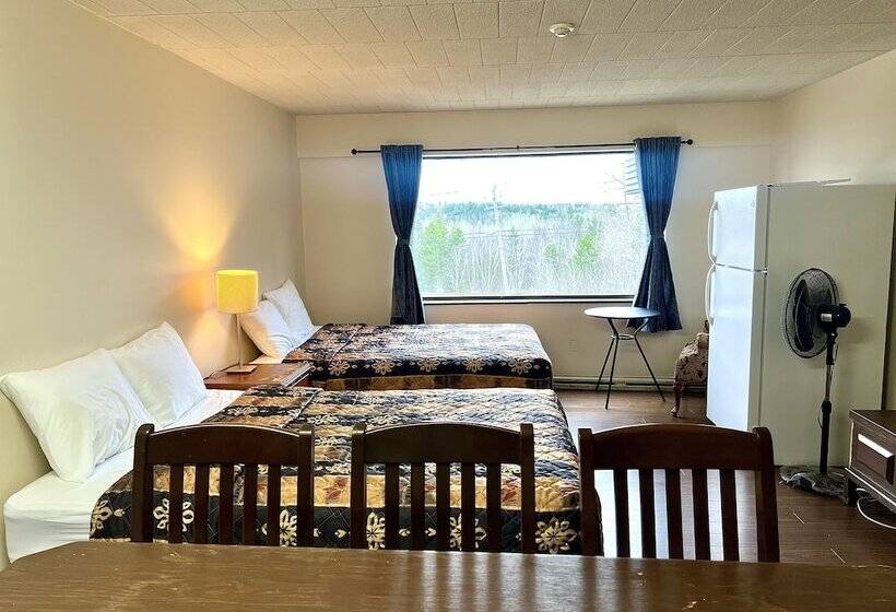 בית מלון כפרי Lively Inn And Suites   Sudbury