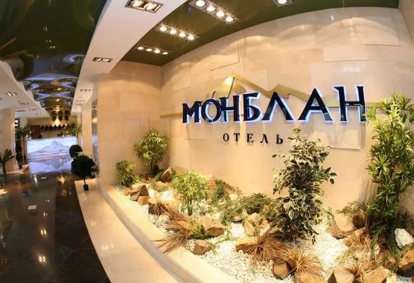 ホテル Monblan