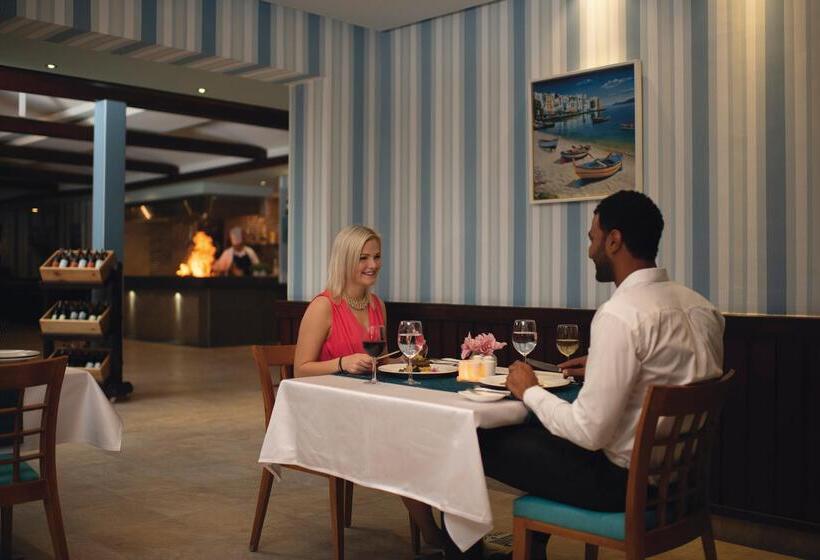 هتل Movenpick Waterpark Resort & Spa Soma Bay