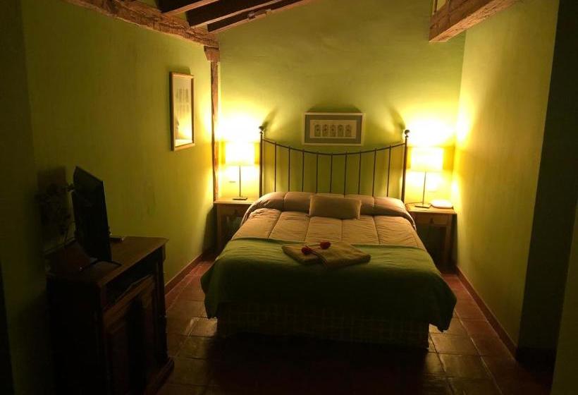 בית מלון כפרי Posada Real de Las Vegas