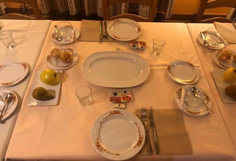 בית מלון כפרי Posada Real de Las Vegas