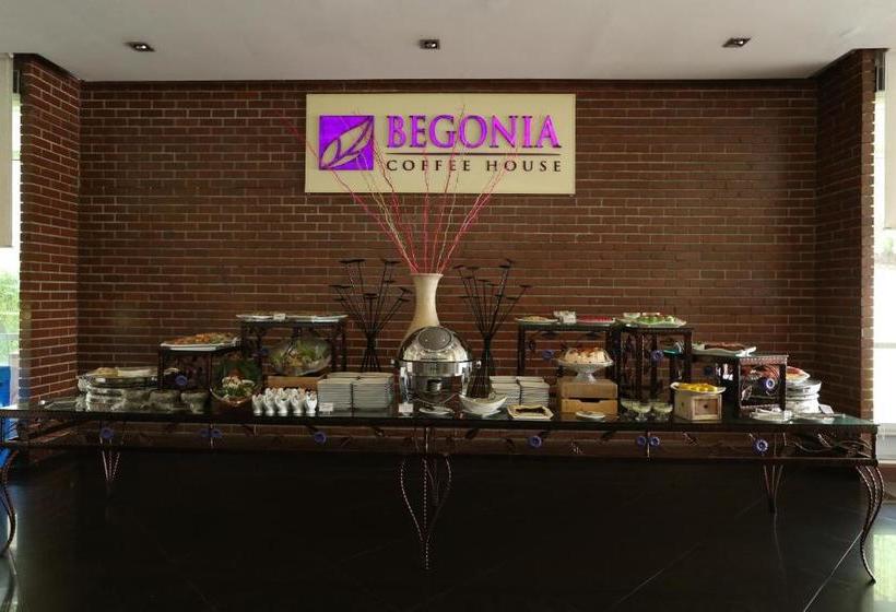 호텔 Puri Pujangga