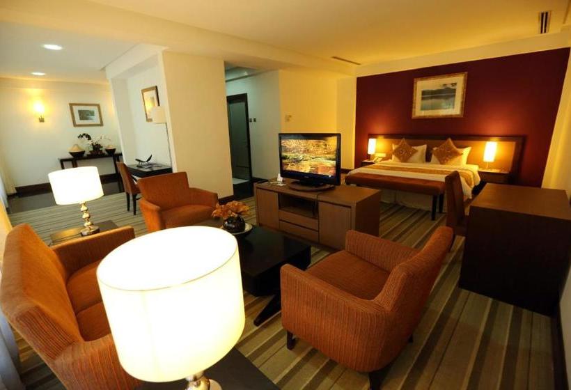 호텔 Puri Pujangga