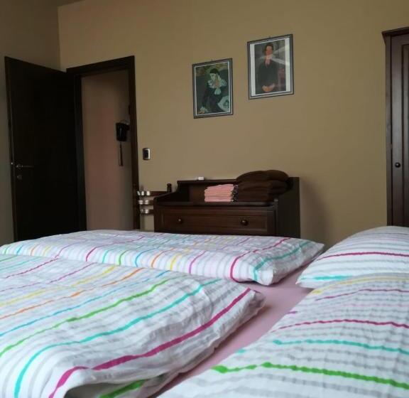 בית מלון כפרי Residence Alesi