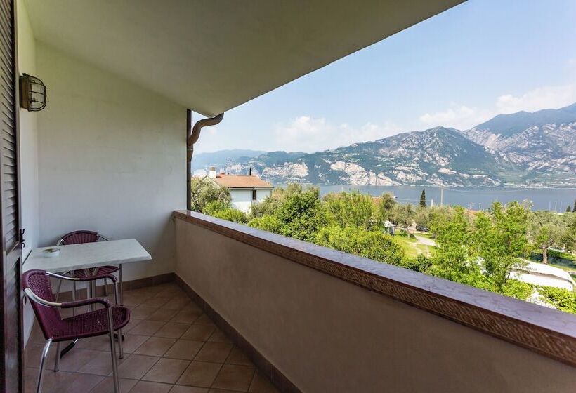 בית מלון כפרי Residence Alesi