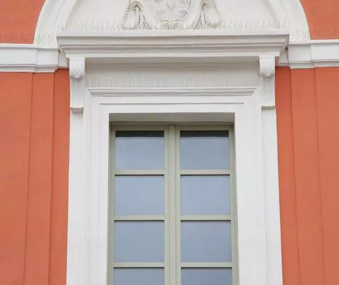 هتل Residenza D Epoca Regina D Arborea