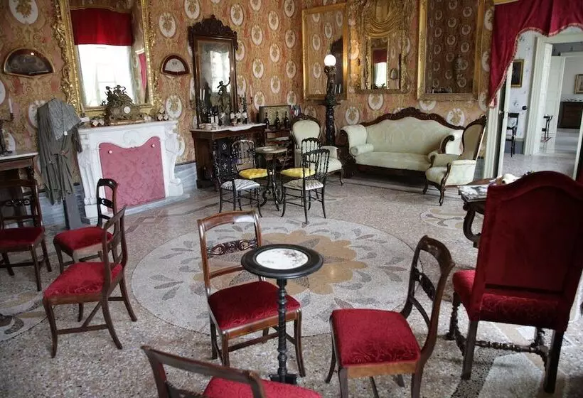 هتل Residenza D Epoca Regina D Arborea