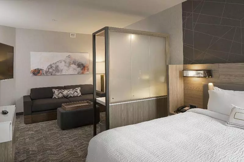 هتل Springhill Suites By Marriott Kalispell