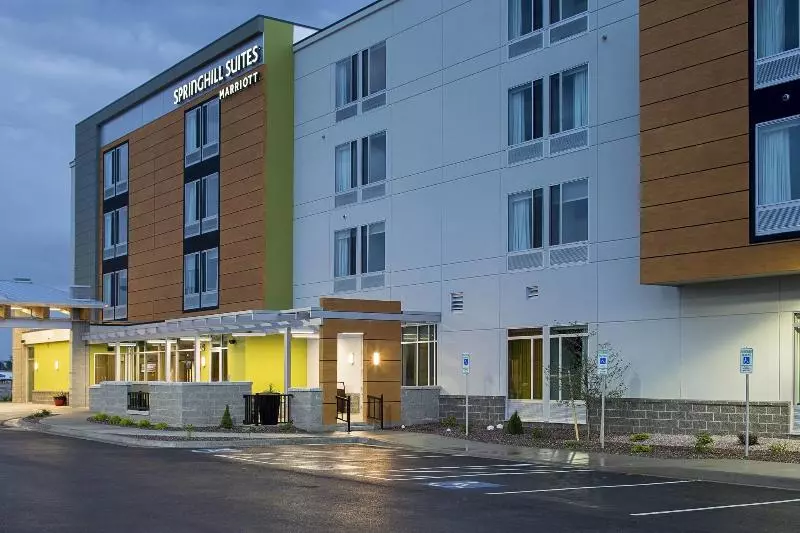 هتل Springhill Suites By Marriott Kalispell