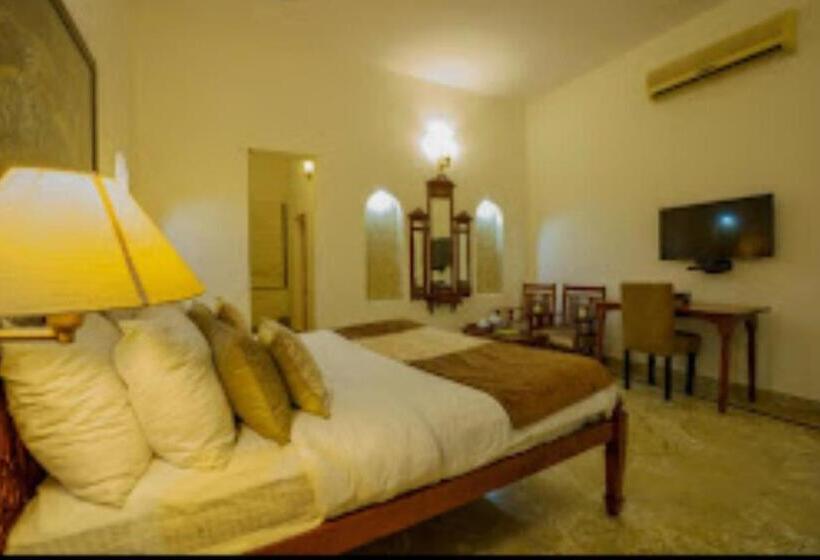 Отель Tiger Lagoon Bandhavgarh