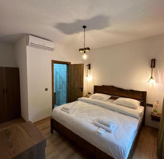 فندق Royal Falls Tati̇l Koyu