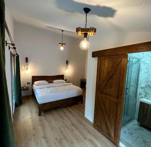 فندق Royal Falls Tati̇l Koyu