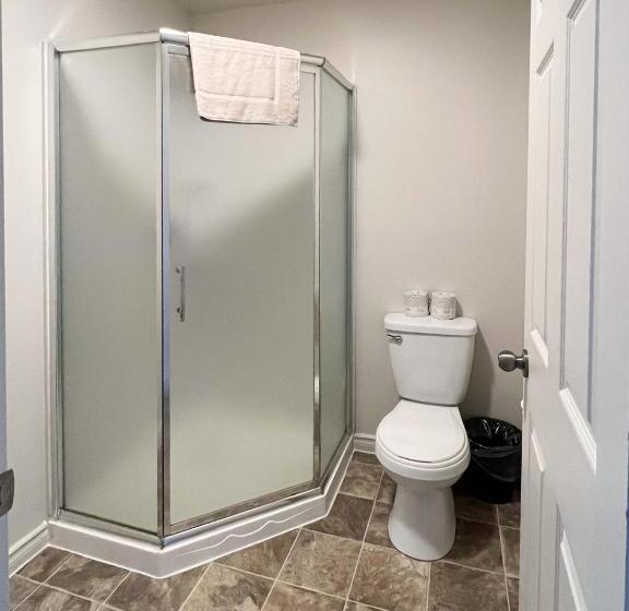 Hotel The Trail Inn   Yarbo, Sk   Near Esterhazy & Mosaic K1, K2, & K3