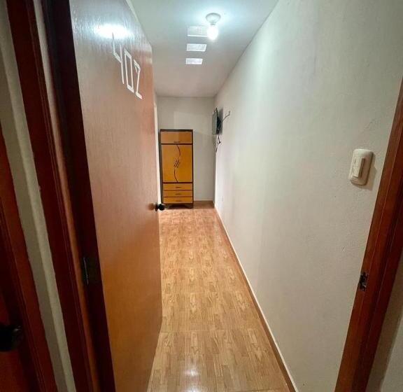 پانسیون Hostal Colonial