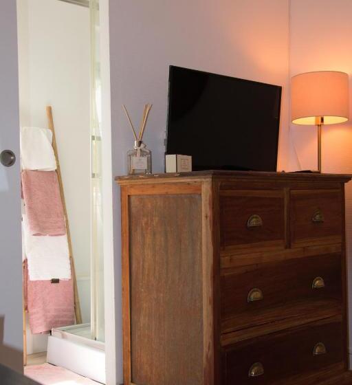 פנסיון Les Demoiselles