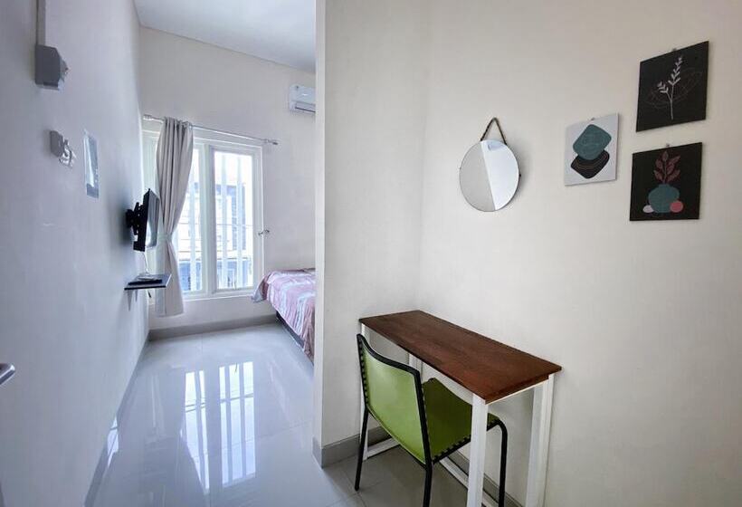 Pension Surabaya Homey Near Airport