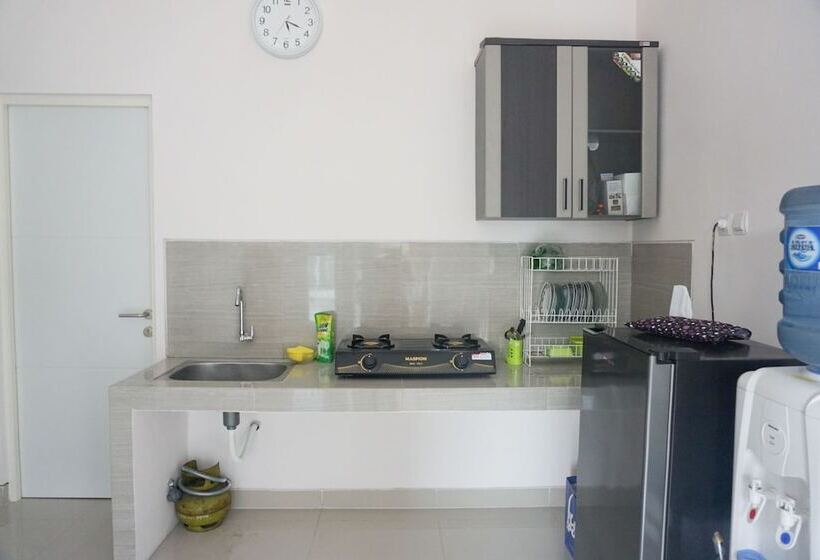 Pension Surabaya Homey Near Airport