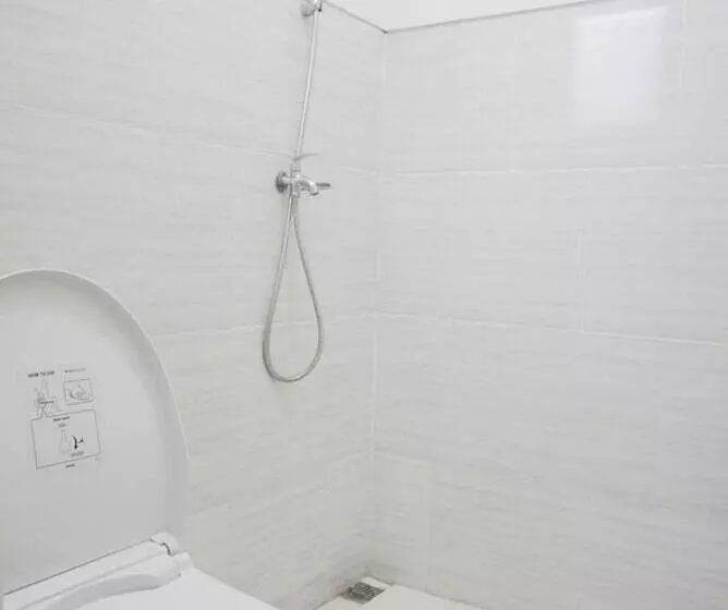 Majatalo Surabaya Homey Near Airport