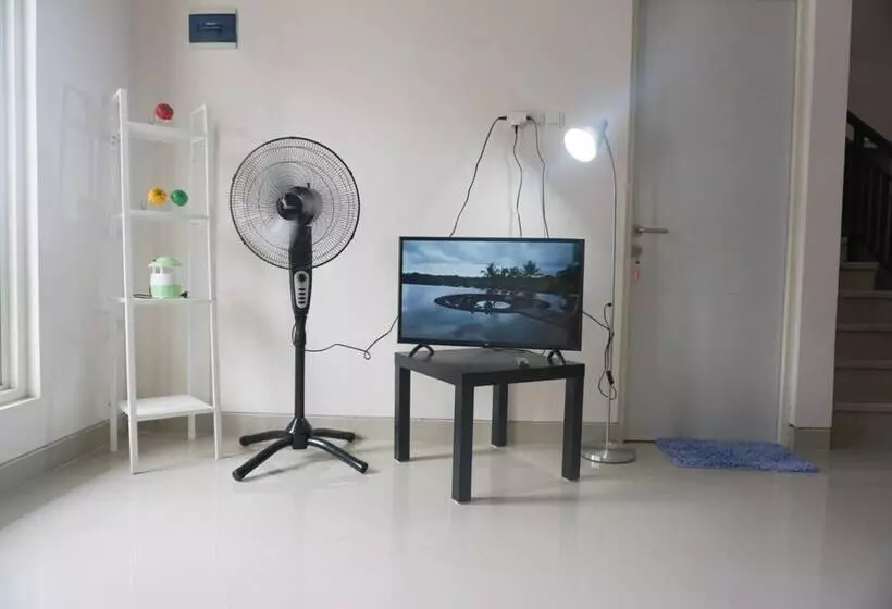 Majatalo Surabaya Homey Near Airport