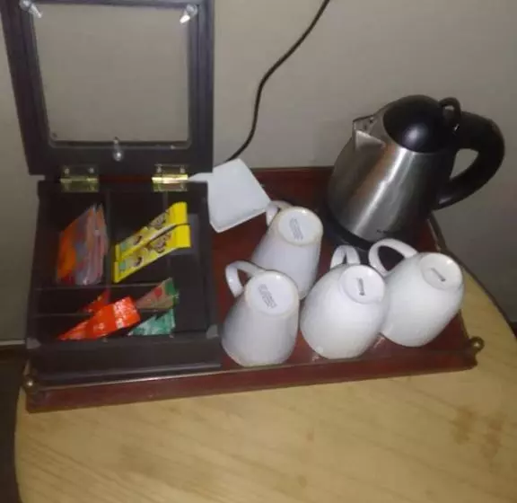 Majatalo Oteng Guest House