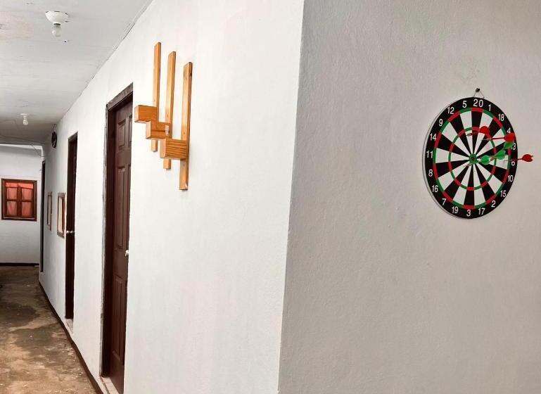 هاستل 8 Habitaciones