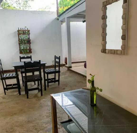 هاستل 8 Habitaciones