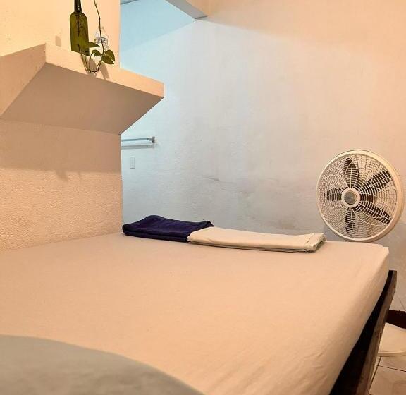 هاستل 8 Habitaciones