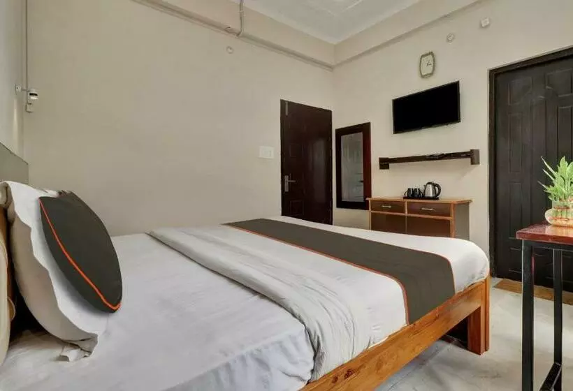 Collection O Hotel Shiv Bliss