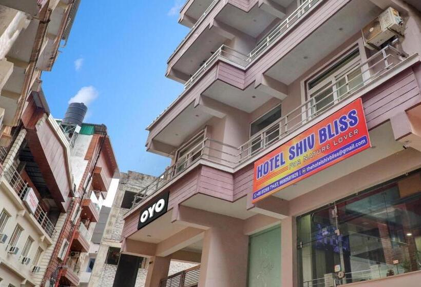 Collection O Hotel Shiv Bliss