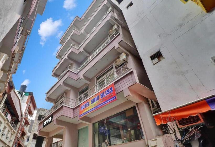 Collection O Hotel Shiv Bliss