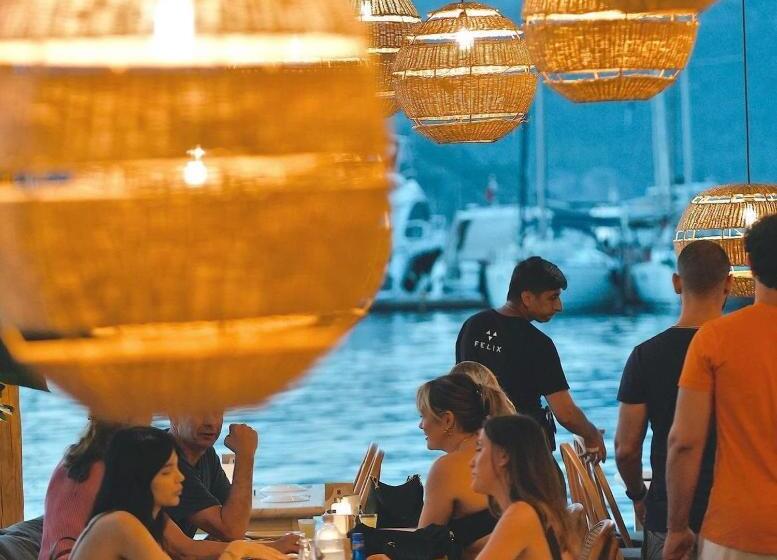 בית מלון כפרי Felix Rooms