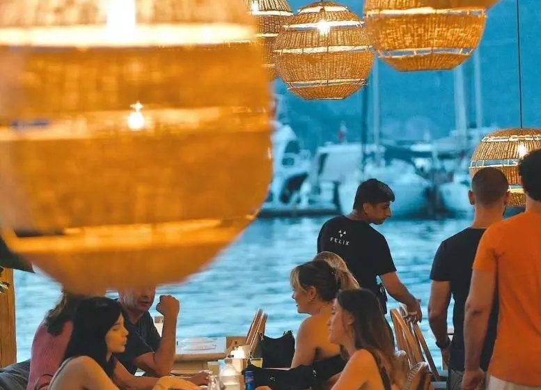 ホテル Felix Rooms