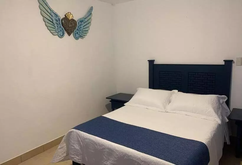 Hotelli & Hostal Santuario