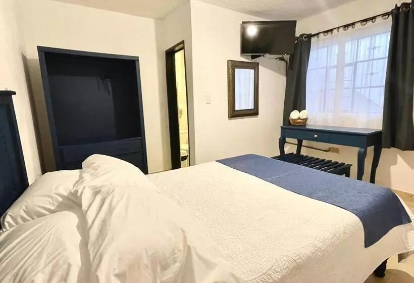 Hotelli & Hostal Santuario