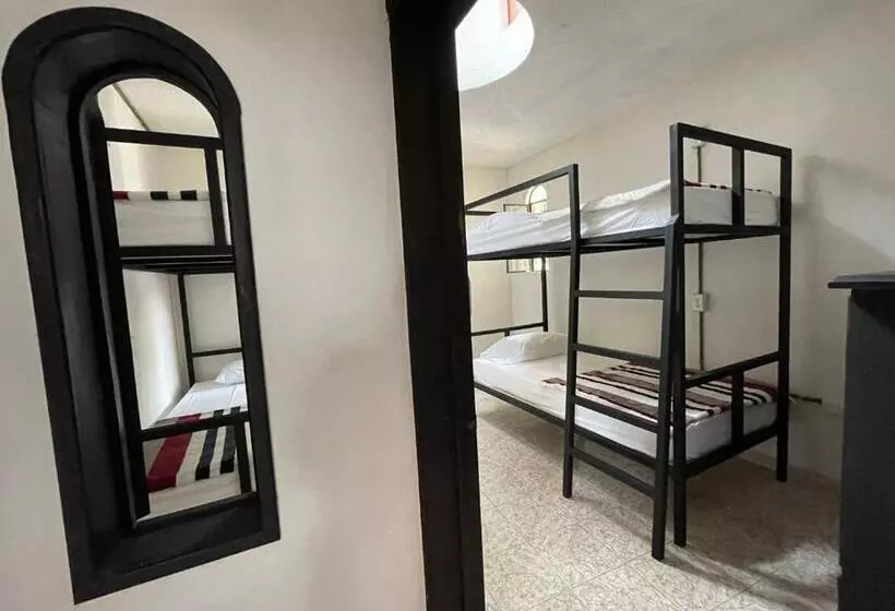 Hotelli & Hostal Santuario