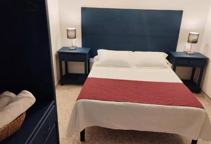 Hotelli & Hostal Santuario